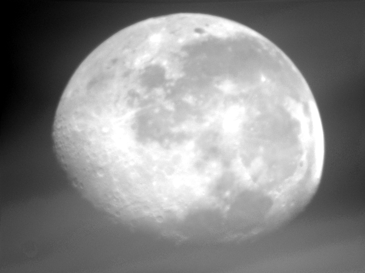 5.bulan-tumpuk-kontas-bersih.png